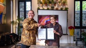 Serah Terima Jabatan Direktur Utama Sabre Indonesia :  Ibu Enny Kristiani kepada Bapak Jaya Avianto
