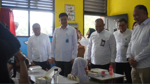 Garuda Indonesia Group Luncurkan Program Makan Siang Bergizi  untuk Dukung Kesehatan Anak Sekolah